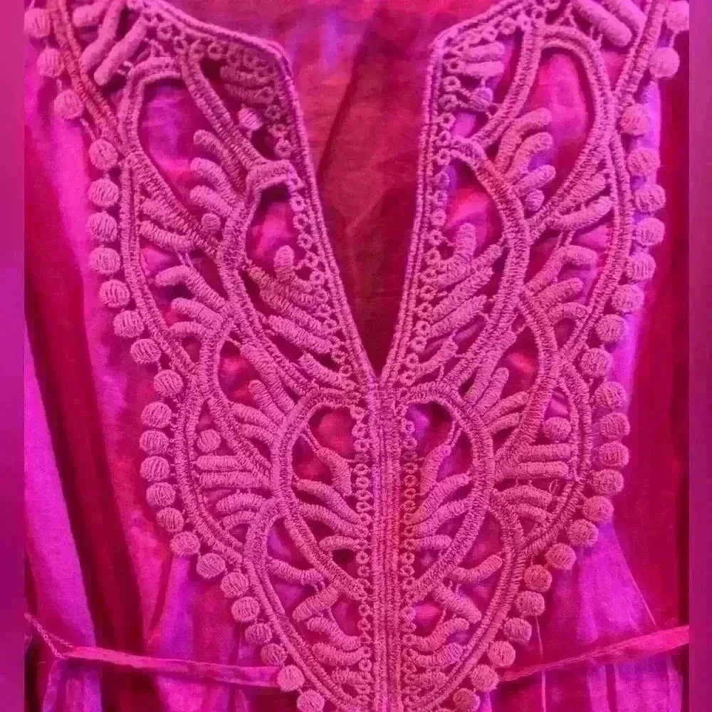 COPY - Magenta cotton top with beautiful embroidery detail. Size Medium.